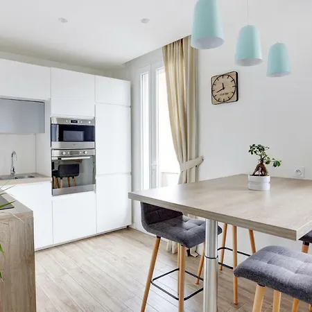 L'amandine ,45 M2 Terrasse Et Garage Centre Apartment